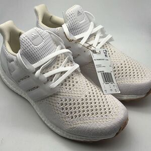 Adidas Ultraboost 1.0 White Gum Silver 1D9689 Running Shoes NWB Women's size 8.5